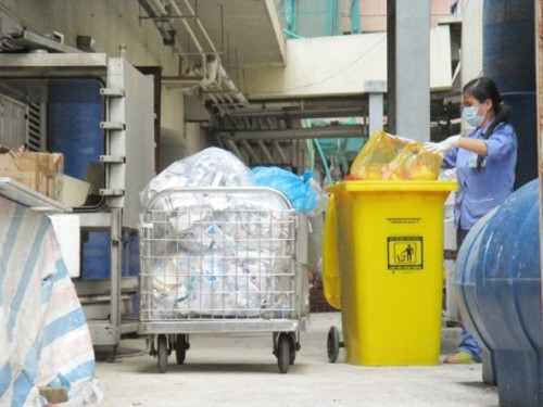 Xử lý rác thải y tế: Bài toán chưa có lời giải