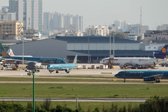 Đẩy nhanh tiến độ mở rộng dự án sân bay Tân Sơn Nhất và Long Thành