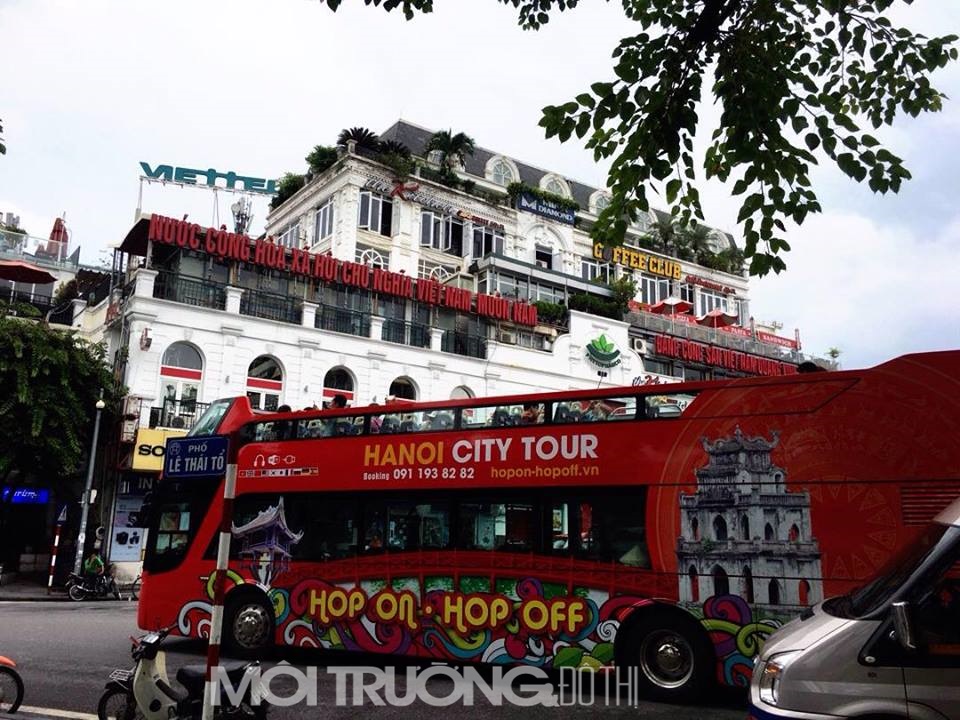 Một ngày trải nghiệm cùng buýt 2 tầng ở Thủ đô hút khách du lịch