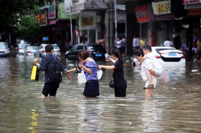 Cận cảnh bão số 4 Bebinca tàn phá Trung Quốc