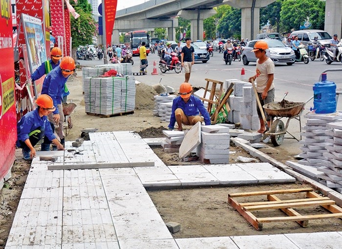 Hà Nội: Không được phép triển khai tràn lan dự án lát đá vỉa hè