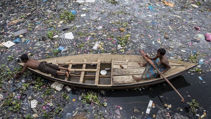 Rác thải nhựa đang tàn phá đại dương thế nào?