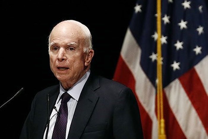 Thượng nghị sỹ Mỹ John McCain là ai?