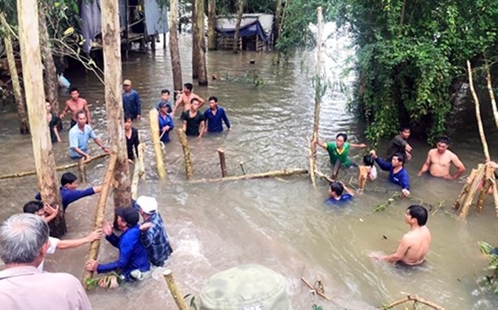An Giang: Khắc phục sự cố vỡ miệng cống kênh Vĩnh Tế, cứu 150ha lúa