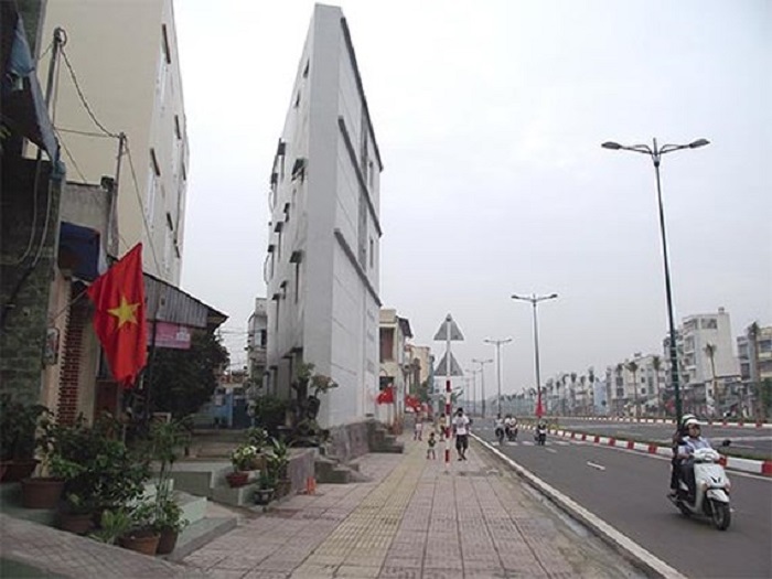 Hà Nội còn 120 nhà “siêu mỏng siêu méo”