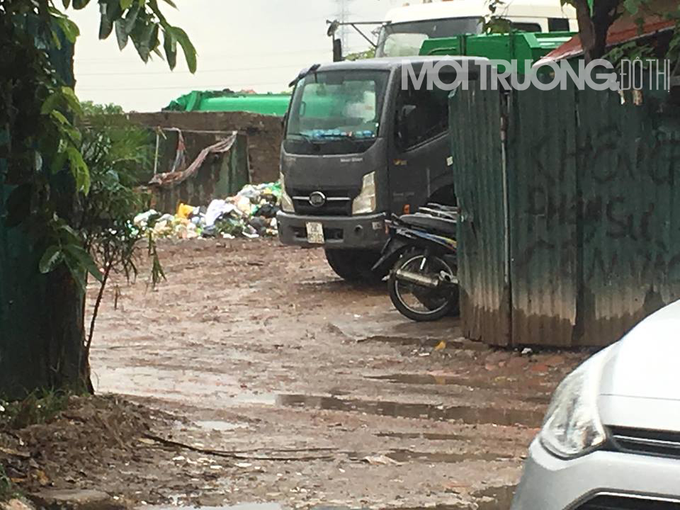 Hà Nội: Trạm trung chuyển rác Vĩnh Hoàng gây ô nhiễm trầm trọng