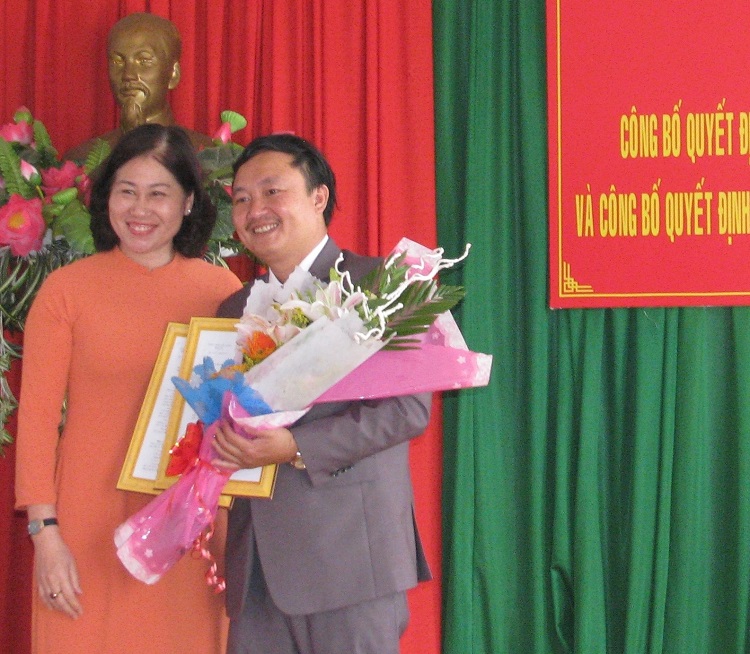 Đắk Nông: Công bố quyết định thành lập TT y tế huyện Đắk Song