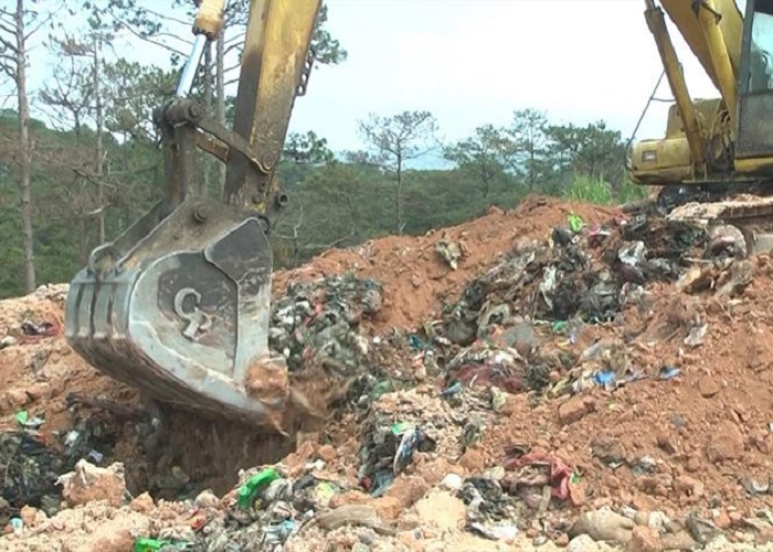 Lâm Đồng: Xử phạt 350 triệu đồng vì chôn, lấp rác thải trái quy định