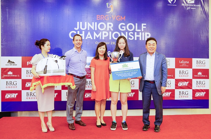 BRG và TC Golf Việt Nam đồng tổ chức thành công Giải golf trẻ BRG