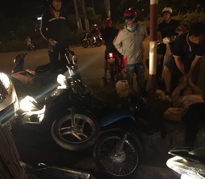 Đồng Nai: Xe “điên” tông hàng loạt ô tô, xe máy đang dừng đèn đỏ