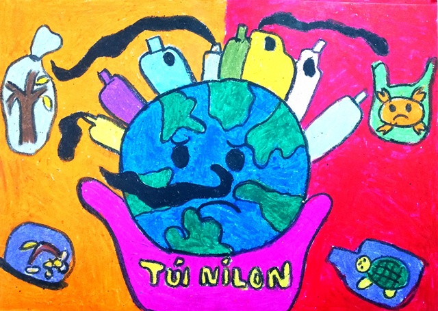 Trường TH Phan Chu Trinh vẽ tranh vì môi trường “không túi nilon”
