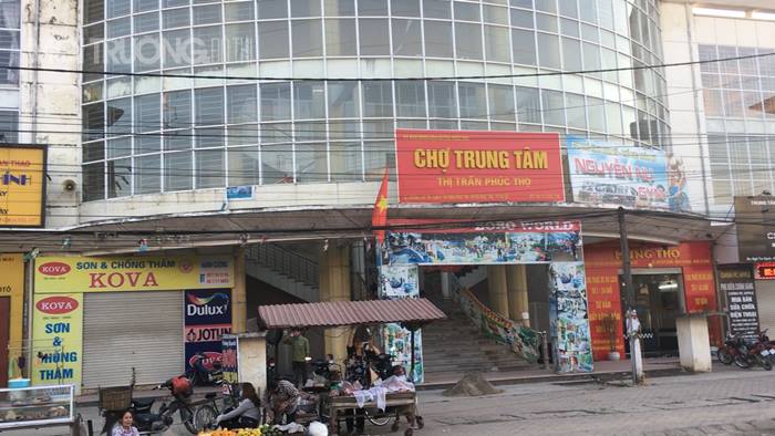 Hà Nội: Chợ chục tỷ giữa trung tâm huyện vắng tanh, xuống cấp