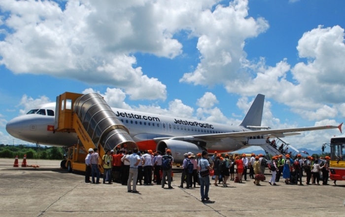 Jetstar nói gì khi hủy chuyến bay đến Tuy Hòa?