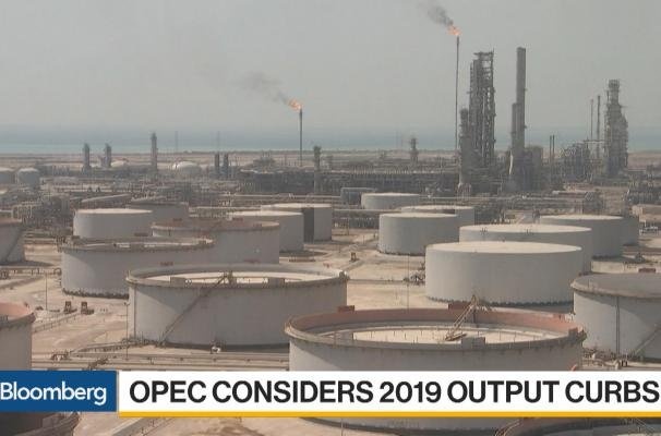 OPEC cân nhắc giảm sản lượng dầu