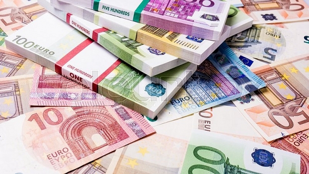Tỷ giá Euro hôm nay 19/11 tiếp tục tăng, giá EUR chợ đen giảm nhẹ