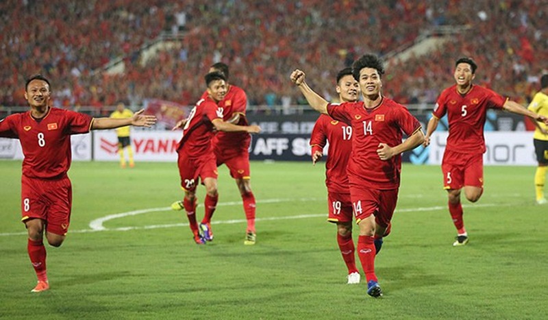 Trực tiếp bán kết lượt đi AFF Cup 2018 Việt Nam vs Philippines 18h30