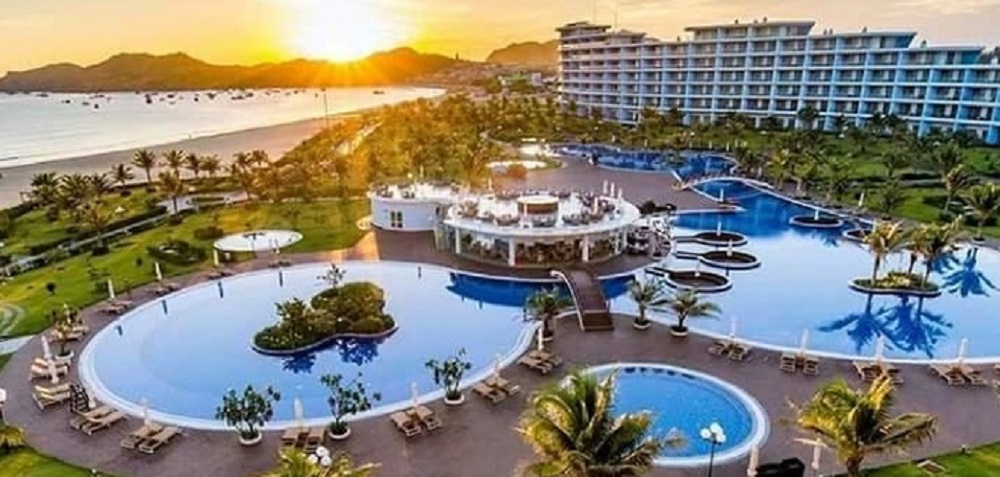 Trải nghiệm nghỉ dưỡng ngày Đông chuẩn 5 sao tại FLC Hotels & Resort
