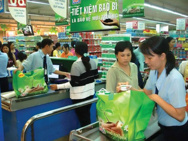 Sử dụng túi nilon ở Việt Nam: Hệ quả và một số giải pháp