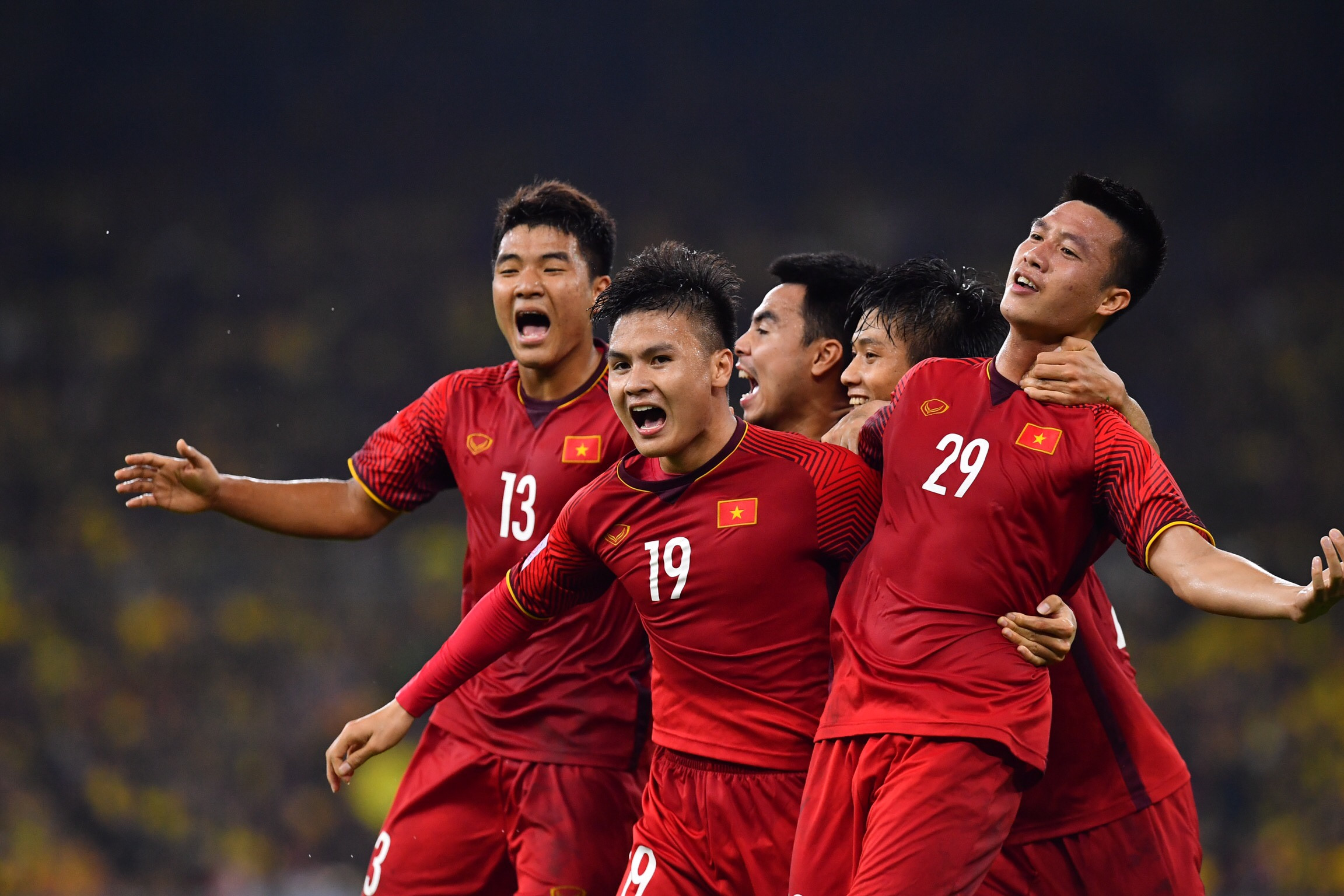Việt Nam 2-2 Malaysia: Giăng 'bẫy' đợi Malaysia ở 'chảo lửa' Mỹ Đình