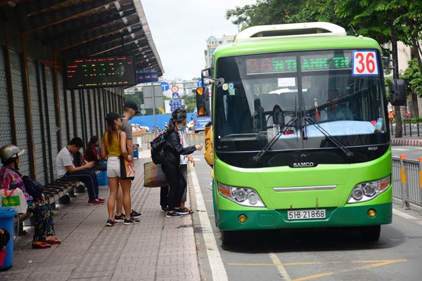TP.HCM: Tăng 92 chuyến xe buýt phục vụ Tết Dương lịch 2019