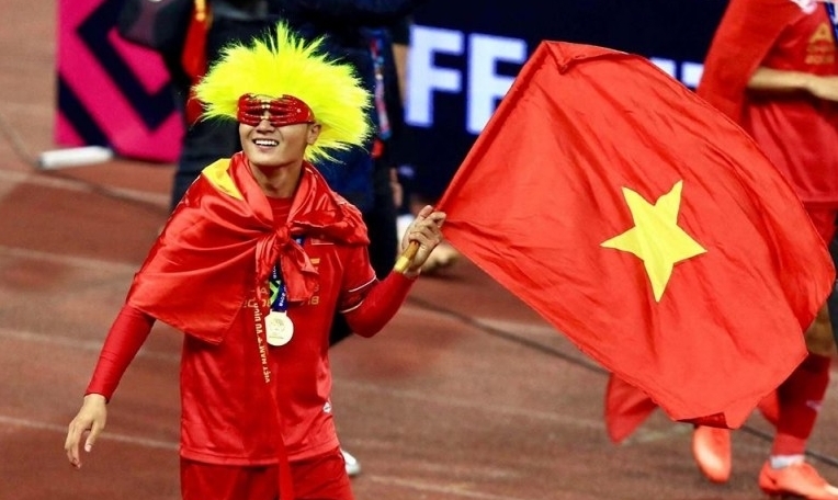 Quả bóng vàng Việt Nam 2018: Ai xứng đáng hơn Quang Hải?