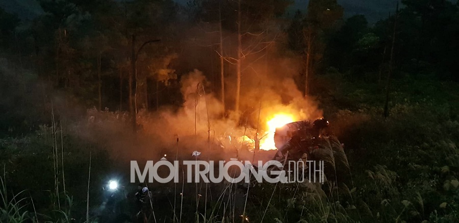 Đà Nẵng: Xe bồn chở xăng lao xuống đèo rồi bốc cháy, tài xế tử vong