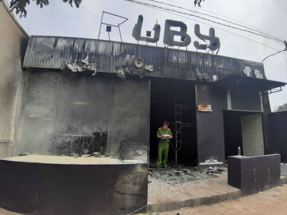 Hiện trường tan hoang vụ cháy nhà hàng, 6 người chết ở Đồng Nai