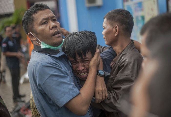 Sóng thần ở Indonesia: Số người chết tăng lên 222 người