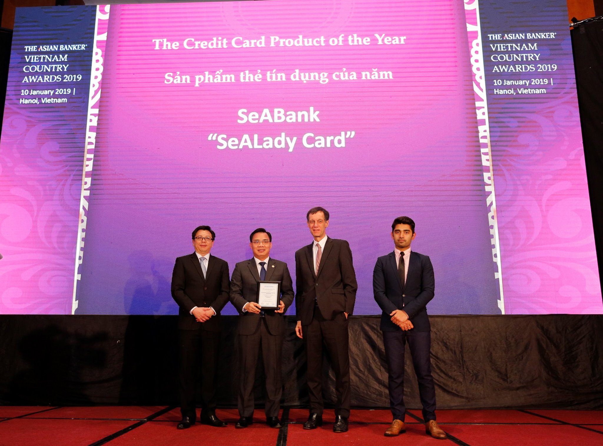 SeABank nhận giải thưởng “Sản phẩm thẻ tín dụng tiêu biểu năm 2018'