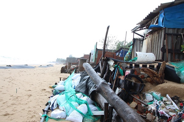 Bình Thuận: Được hỗ trợ 180 tỷ đồng khắc phục sạt lở bờ biển