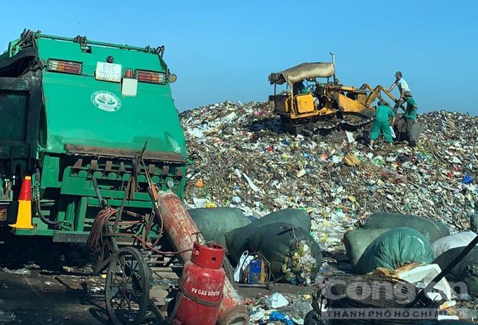 Cà Mau: Lập tổ công tác giải quyết các vấn đề liên quan nhà máy rác