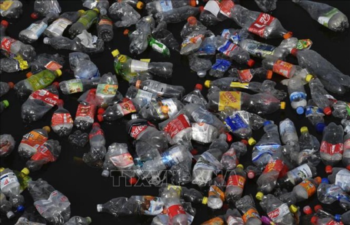 Coca-Cola và Pepsi cam kết giảm lượng rác thải nhựa ra môi trường