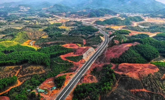 Cao tốc 12.000 tỷ đồng ở Quảng Ninh bắt đầu thu phí