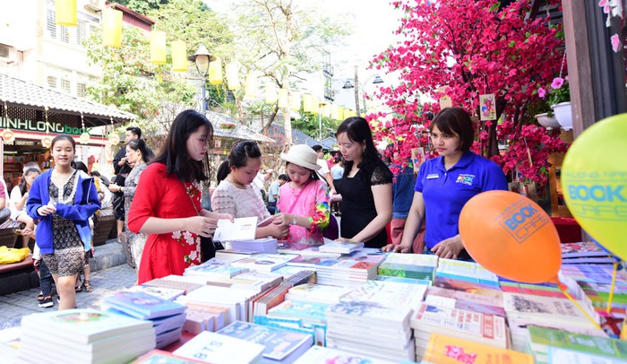 Hà Nội tổ chức lễ hội Phố Sách Xuân Kỷ Hợi 2019