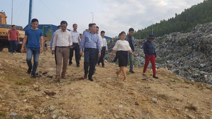 Bộ trưởng Trần Hồng Hà: Bãi rác để lộ thiên là không đúng quy định