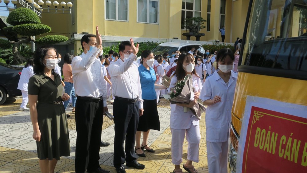 Đoàn cán bộ, sinh viên y tế Hải Phòng lên đường hỗ trợ phòng chống dịch tại Hà Nội | Cổng Thông tin điện tử thành phố Hải phòng
