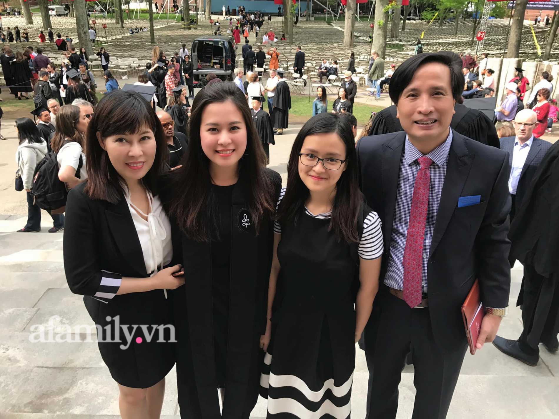 Mẹ Hà Nội nuôi 2 con gái đỗ Đại học Harvard danh tiếng chia sẻ 4 điều quan trọng khi dạy con: Nghe điều cuối mà nể phục! - Ảnh 1.