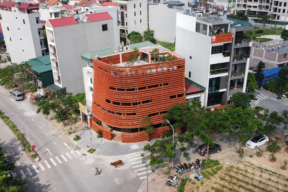 “Nơi chốn của gạch và ngói” – H&P Architects tham dự triển lãm Seoul Biennale of Architecture and Urbanism 2021 | Tạp chí Kiến trúc Việt Nam
