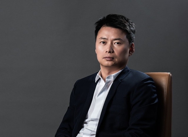Zhang Yuanlin, Chủ tịch Tập đoàn Sinic Holdings.
