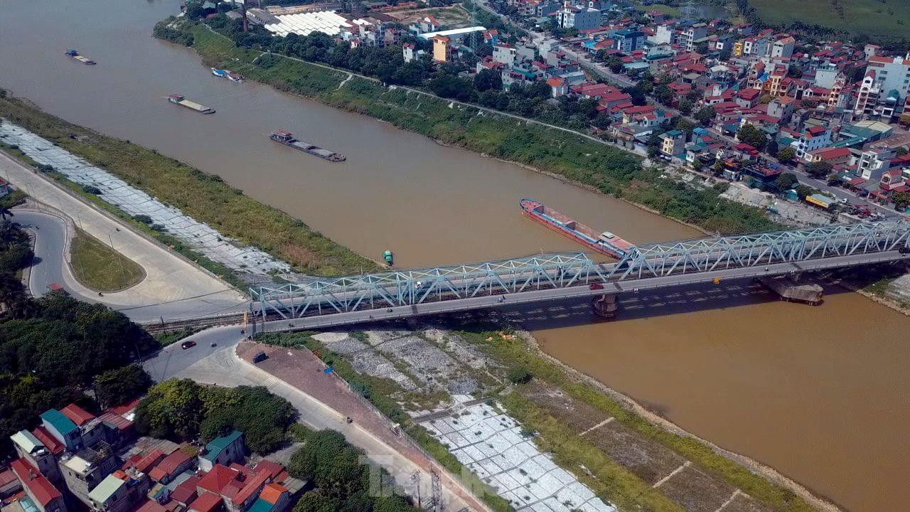 Cận cảnh cầu Đuống xuống cấp trầm trọng, Hà Nội đề xuất gần 1.800 tỷ xây dựng cầu mới ảnh 1