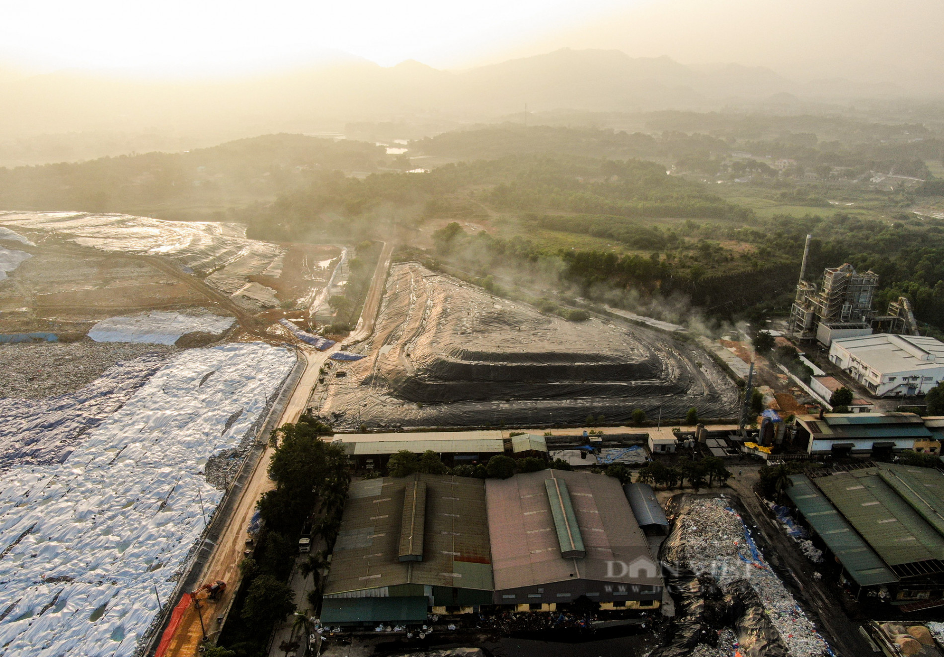 Cận cảnh nhà máy điện rác Sóc Sơn 7.000 tỷ đồng đang chậm tiến độ - Ảnh 12.