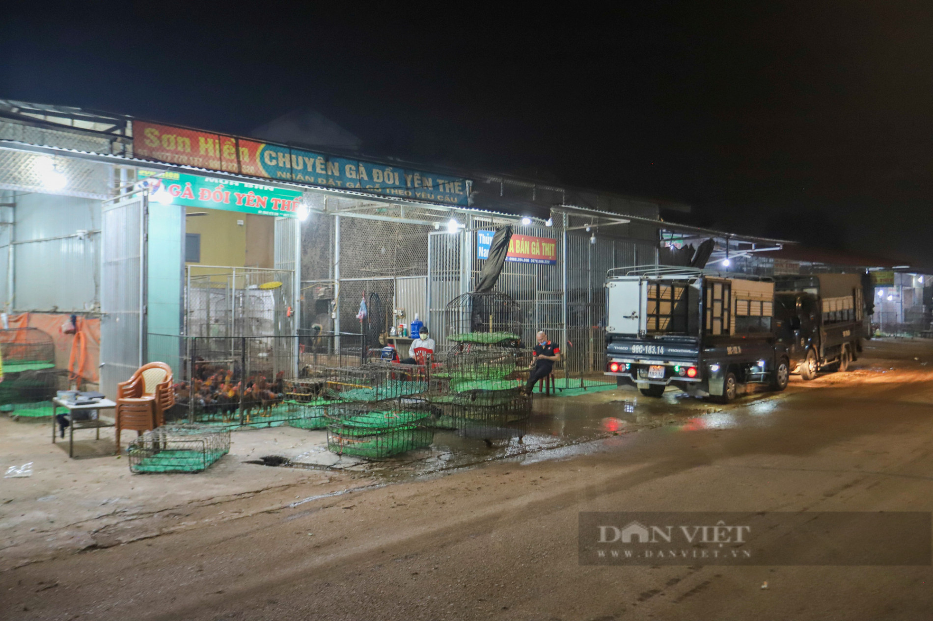 Bắc Giang: Cận cảnh chợ gà đêm Liên Sơn và mong mỏi về một “nơi ở mới” - Ảnh 9.