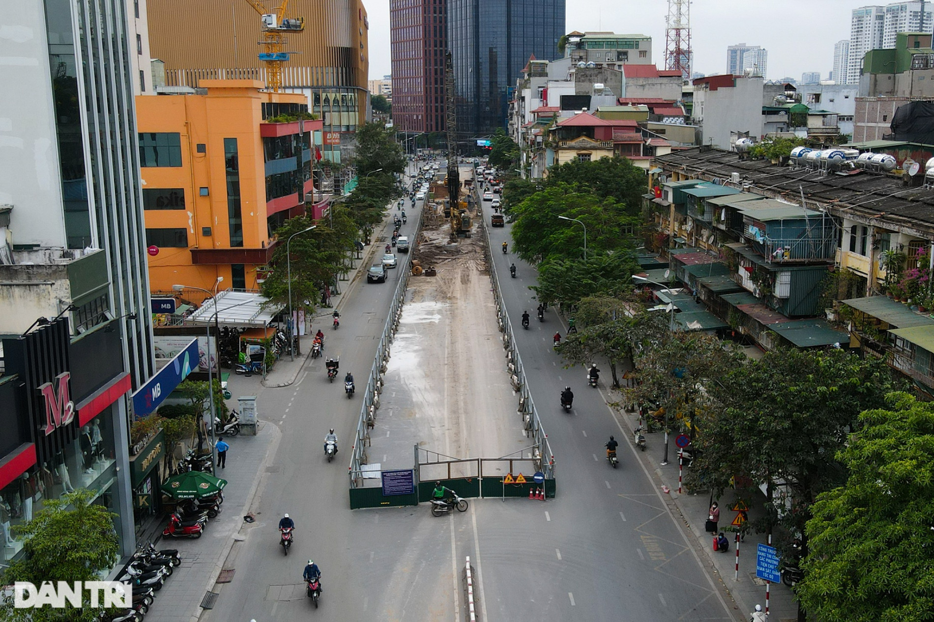Cận cảnh xây dựng cầu vượt chữ C 150 tỷ đồng ở Hà Nội - 9