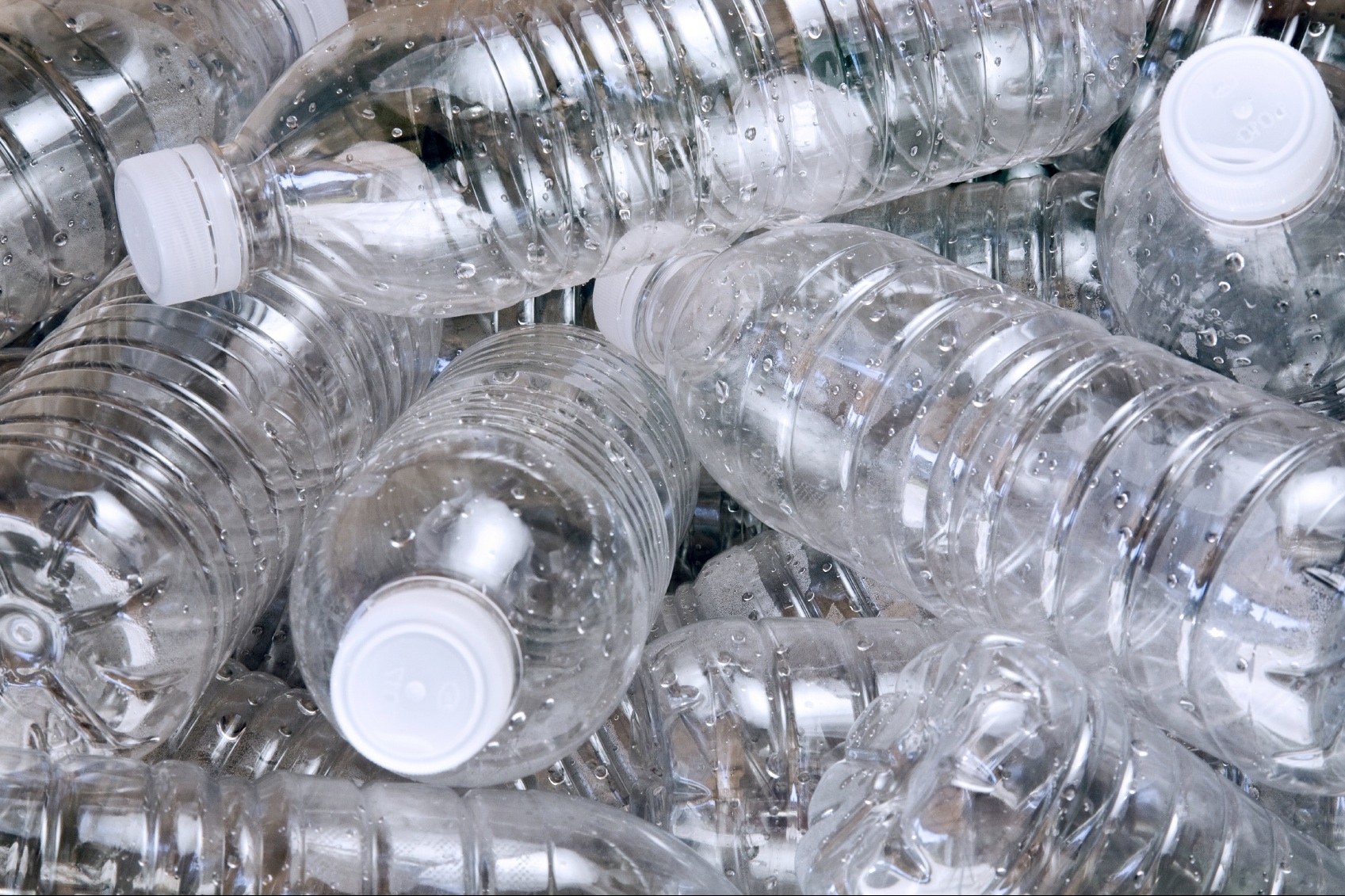 Nhiều quốc gia trên thế giới cấm sử dụng nhựa một lần