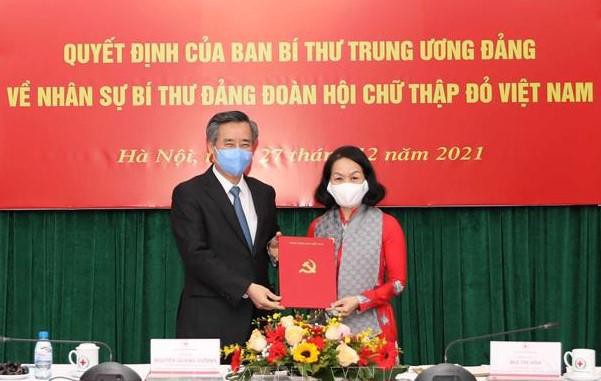 Bà Bùi Thị Hòa giữ chức Bí thư Đảng đoàn Hội Chữ thập đỏ Việt Nam ảnh 1