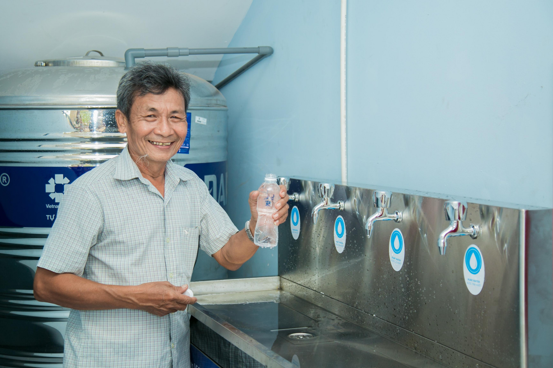 AES Việt Nam hỗ trợ nước sạch cho 2.500 người dân tại tỉnh Bình Thuận - ảnh 3