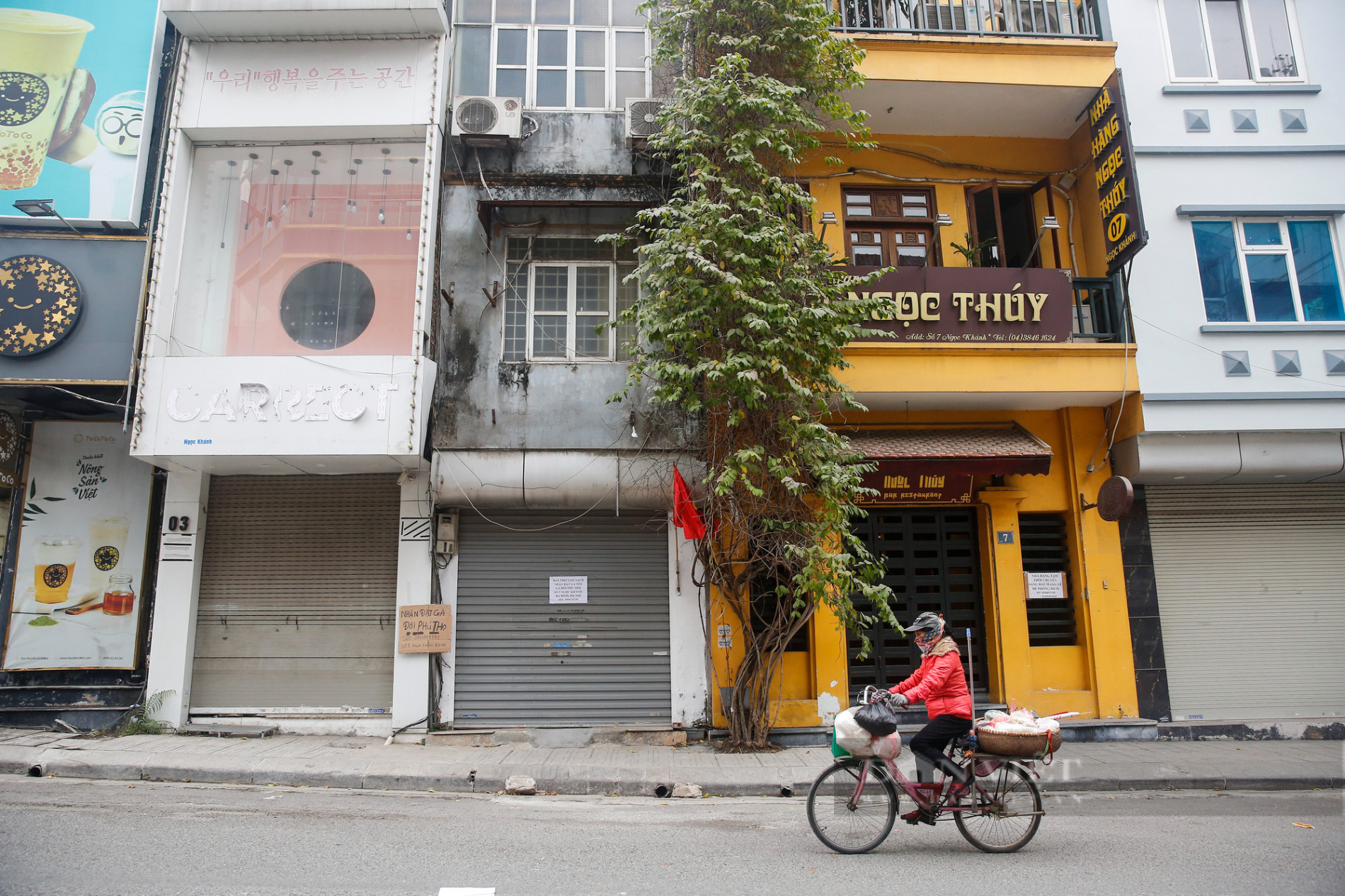 Hàng quán tại Hà Nội bất ngờ đóng cửa nghỉ Tết sớm - Ảnh 13.