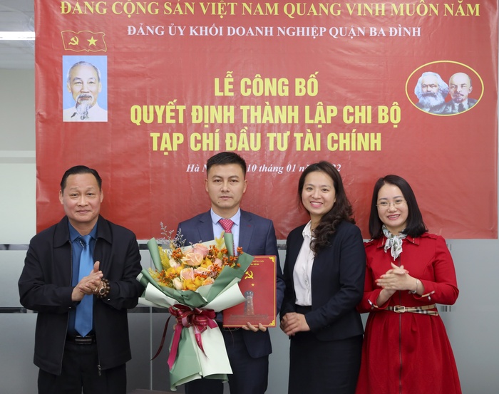 Ra mắt Chi bộ Tạp chí Đầu tư Tài chính - VietnamFinance