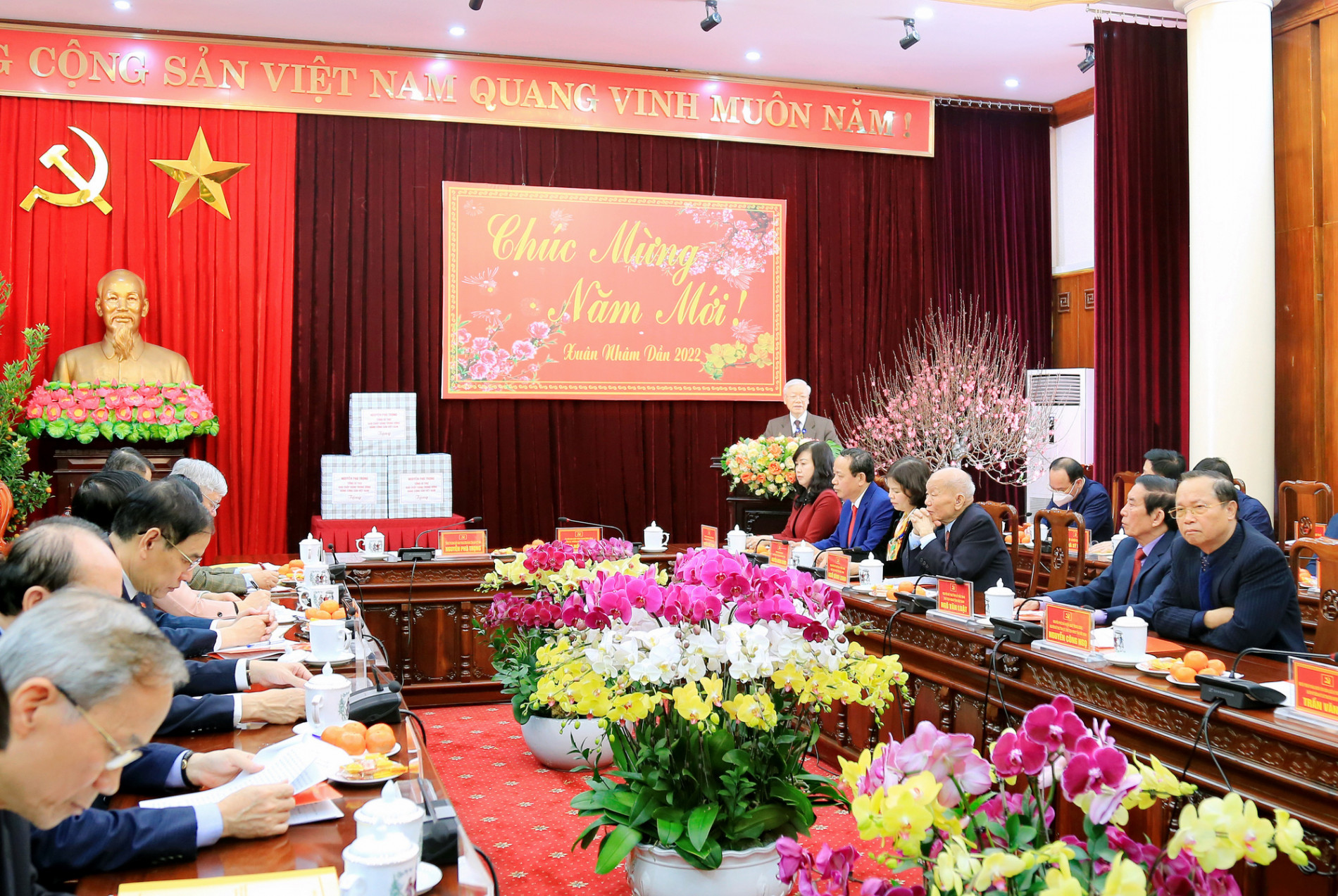 Tổng Bí thư Nguyễn Phú Trọng: Đưa Bắc Ninh trở thành thành phố có công nghiệp phát triển, hiện đại, giàu bản sắc - Ảnh 1.