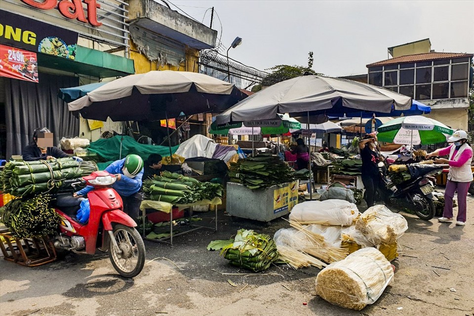 Chợ lá dong lâu đời nhất Hà Nội vắng khách ngày cận Tết.